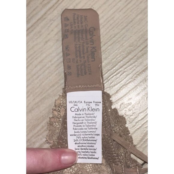 Calvin Klein F3274 Seductive Comfort Push Up Underwire Bra Padded Lace 34C Beige - Picture 6 of 7